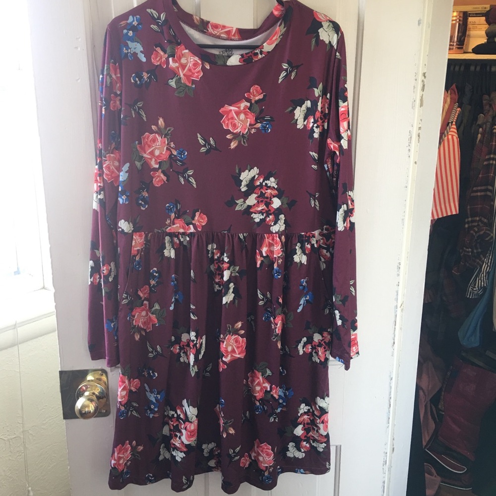 Knee-Length Plus Size Floral Dress
